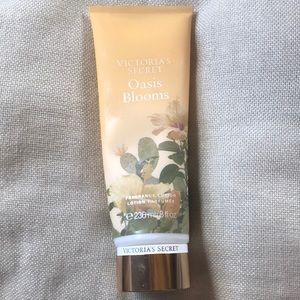 Victoria’s Secret Oasis Blooms